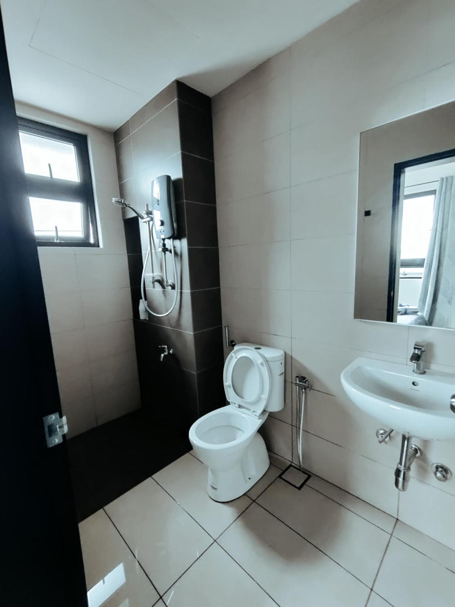 Pangsapuri Rehut @ Setia Seraya By Azrahomes *